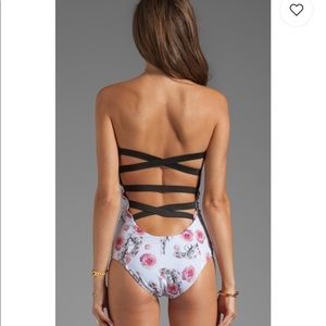 🌹 NWT Tavik “Guns and Roses” One Piece 🌹